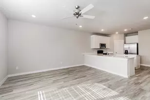 332 Niki Dr, Lewisville, TX 75057 - Photo 5
