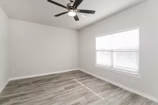 332 Niki Dr, Lewisville, TX 75057 - Photo 9