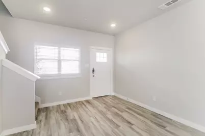 332 Niki Drive, Lewisville, TX 75057 - Photo 3