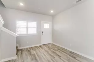 332 Niki Dr, Lewisville, TX 75057 - Photo 3