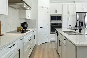3220 N Houston St, Fort Worth, TX 76106 - Photo 13