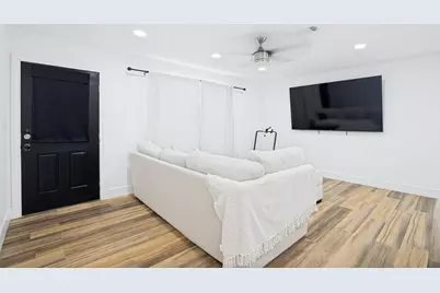 13471 County Road 4031, Kemp, TX 75143 - Photo 9