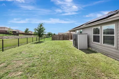 924 English Drive, Aubrey, TX 76227 - Photo 33