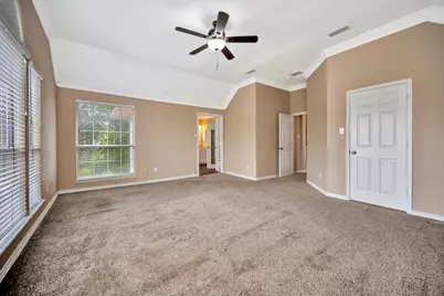 8704 Stonecrest Drive, Irving, TX 75063 - Photo 15