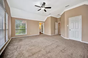 8704 StoneCrest Dr, Irving, TX 75063 - Photo 15