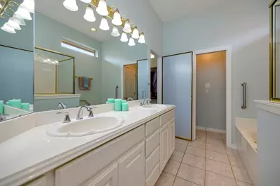 6520 Shelton Home Court, Arlington, TX 76017 - Photo 23