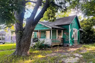 125 NE 11th St, Paris, TX 75460 - Photo 3