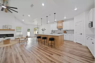 4900 Fitzhugh Avenue, Fort Worth, TX 76105 - Photo 11