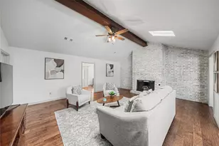 2415 Lakeview Cir, Arlington, TX 76013 - Photo 9