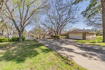 2415 Lakeview Circle, Arlington, TX 76013 - Photo 37