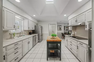 2415 Lakeview Circle, Arlington, TX 76013 - Photo 13