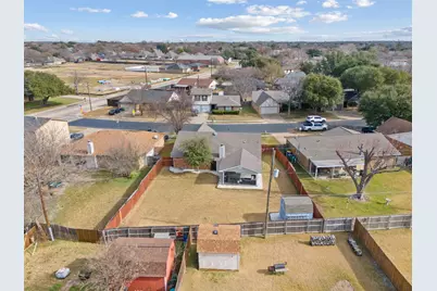 7629 Cedarhill Road, Watauga, TX 76148 - Photo 31