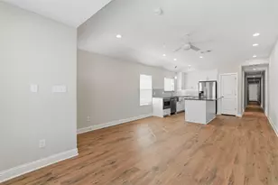 802-804 N Broughton St, Sherman, TX 75090 - Photo 3