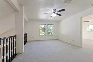 617 Valley Spring Dr, Arlington, TX 76018 - Photo 17