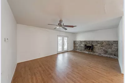 602 Buffalo Drive, Arlington, TX 76013 - Photo 5