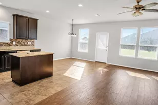 5836 Mirror Ridge Dr, Fort Worth, TX 76179 - Photo 3