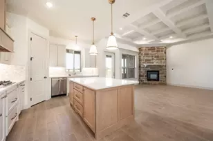 100 Eagle Ct, Glen Rose, TX 76077 - Photo 9