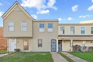 2157 Aspen Dr, Dallas, TX 75227 - Photo 1