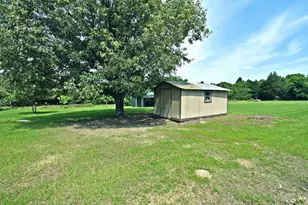 374 W Farm Road 1567 W, Yantis, TX 75497 - Photo 25