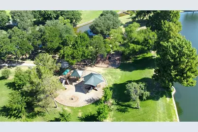2979 Country Place Circle, Carrollton, TX 75006 - Photo 31