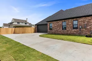 132 Paddle Boat Ct, Robinson, TX 76706 - Photo 5