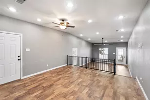 256 Sailfish Drive, Mabank, TX 75156 - Photo 9