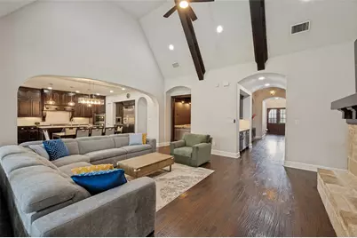635 Fountainview Drive, Irving, TX 75039 - Photo 13
