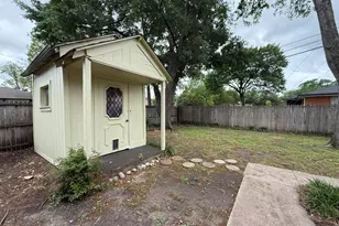 2424 Dorrington Dr, Dallas, TX 75228 - Photo 23