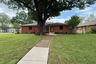 2424 Dorrington Dr, Dallas, TX 75228 - Photo 1
