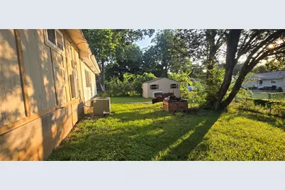 12052 Bellafonte Drive, Dallas, TX 75243 - Photo 3