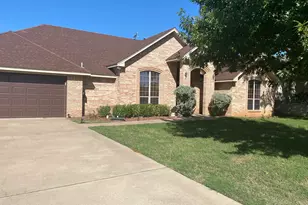 1708 Rockview Dr, Granbury, TX 76049 - Photo 3