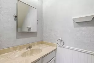 605 Buttercup Cir, Garland, TX 75040 - Photo 21