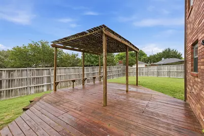 605 Buttercup Circle, Garland, TX 75040 - Photo 3