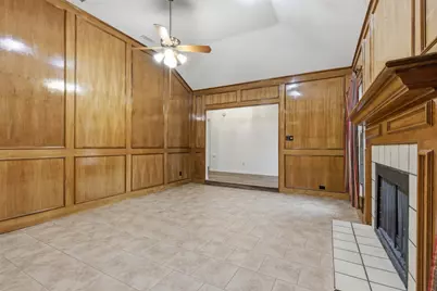 605 Buttercup Circle, Garland, TX 75040 - Photo 9