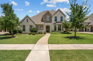 418 Abbot Ln, Trophy Club, TX 76262 - Photo 1