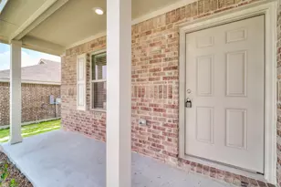 357 Sun Bluff Rd, Fort Worth, TX 76052 - Photo 3
