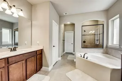 1025 Spring Falls Drive, McKinney, TX 75071 - Photo 13