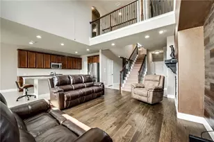 1025 Spring Falls Dr, McKinney, TX 75071 - Photo 5