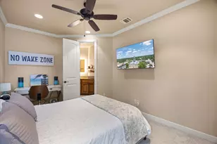 401 E Pearl St, Granbury, TX 76048 - Photo 7