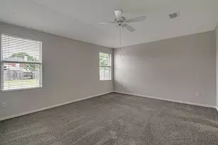 596 Creekbend St, Crowley, TX 76036 - Photo 19
