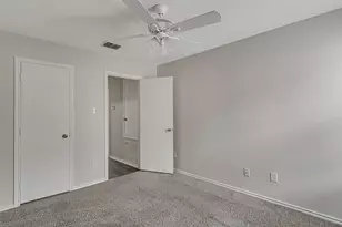 596 Creekbend St, Crowley, TX 76036 - Photo 27
