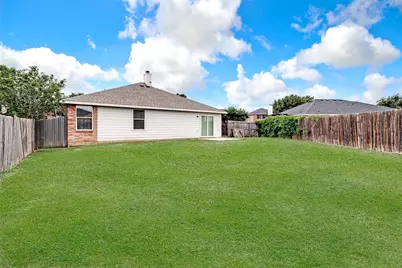 596 Creekbend Street, Crowley, TX 76036 - Photo 29