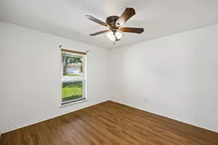 1405 Sun Valley Dr, Garland, TX 75043 - Photo 17