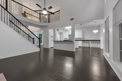 2119 Twin Elms Drive, Arlington, TX 76012 - Photo 9