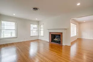 2812 Ryan Pl Dr, Fort Worth, TX 76110 - Photo 5