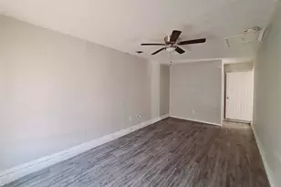 3205 Pacesetter Dr, Dallas, TX 75241 - Photo 19