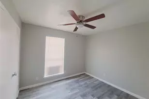 3205 Pacesetter Dr, Dallas, TX 75241 - Photo 9