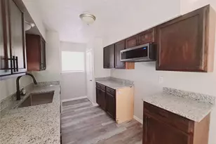 3205 Pacesetter Dr, Dallas, TX 75241 - Photo 7