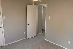 312 Juniper Dr, Arlington, TX 76018 - Photo 9