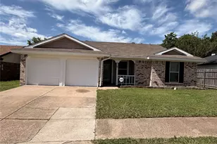 312 Juniper Dr, Arlington, TX 76018 - Photo 1